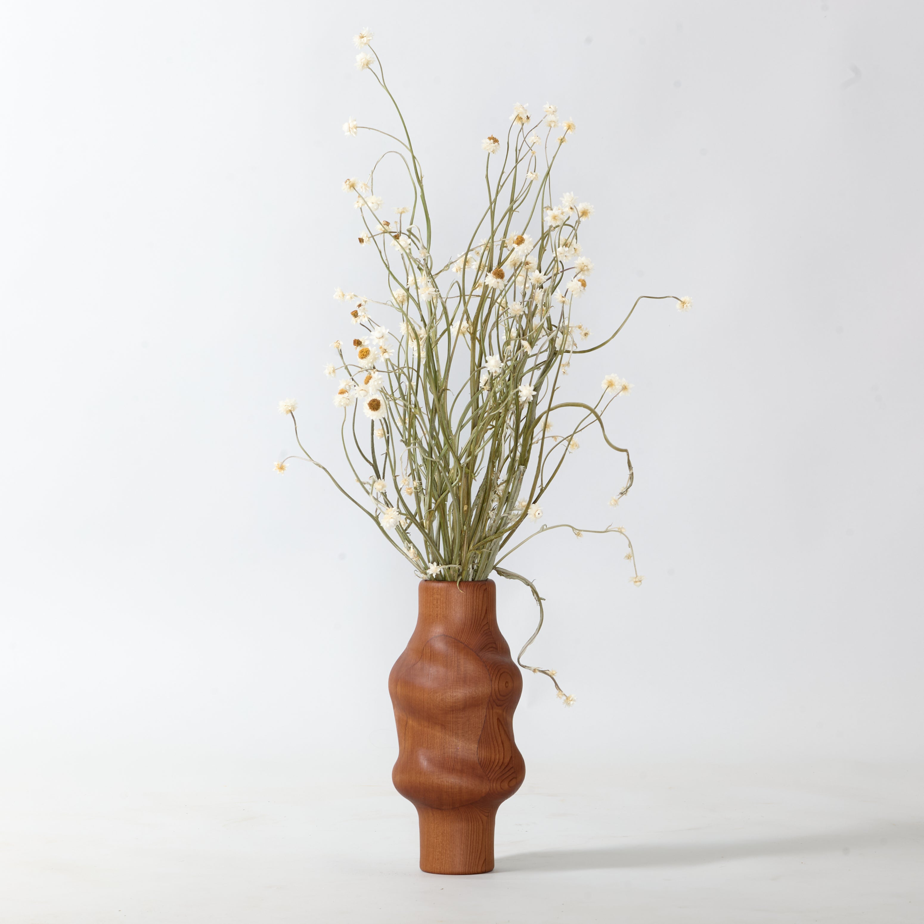 Redwood Svitok Vase