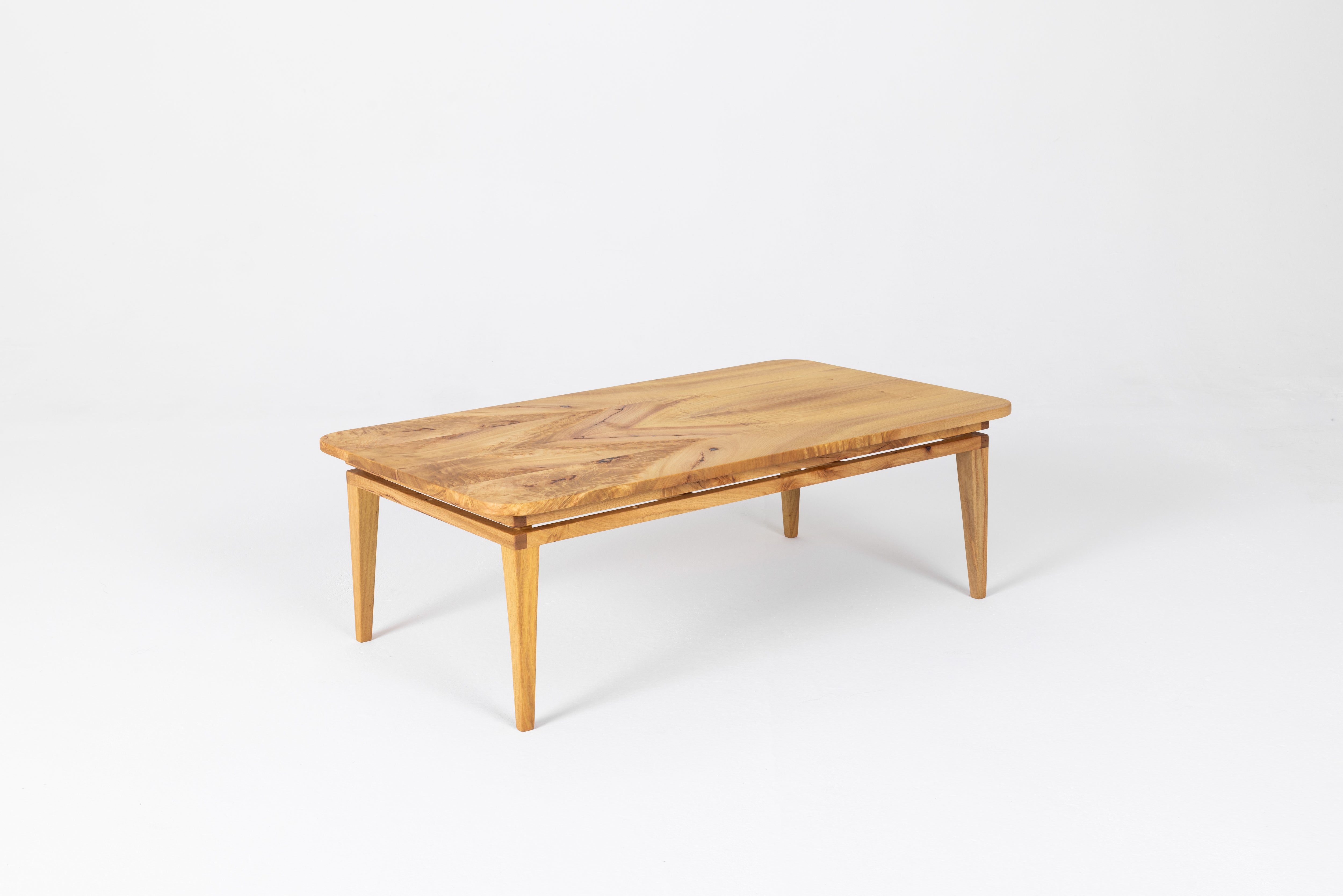 Visaeti Coffee Table
